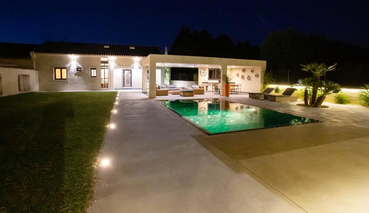 Villa Palma & Spa Л'Иль-сюр-ла-Сорг Экстерьер фото