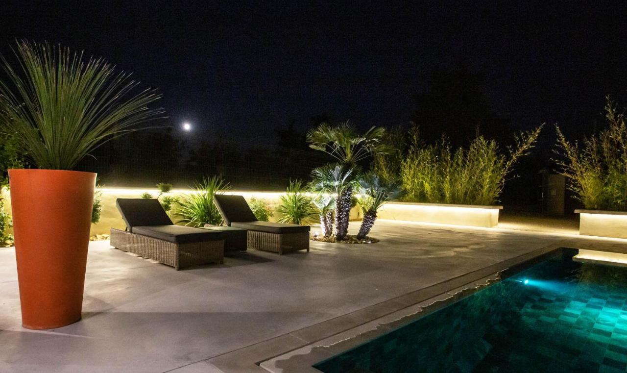 Villa Palma & Spa Л'Иль-сюр-ла-Сорг Экстерьер фото